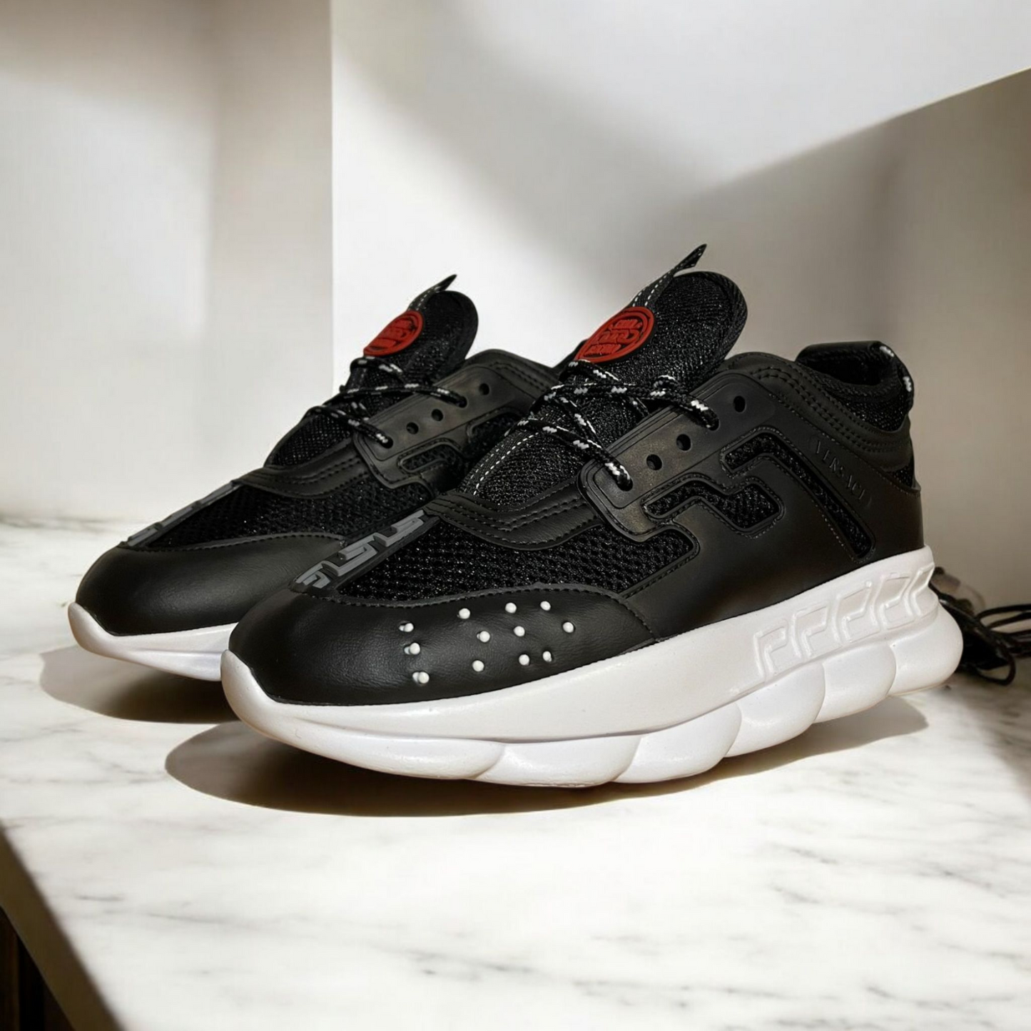 Versace Chain Reaction Black