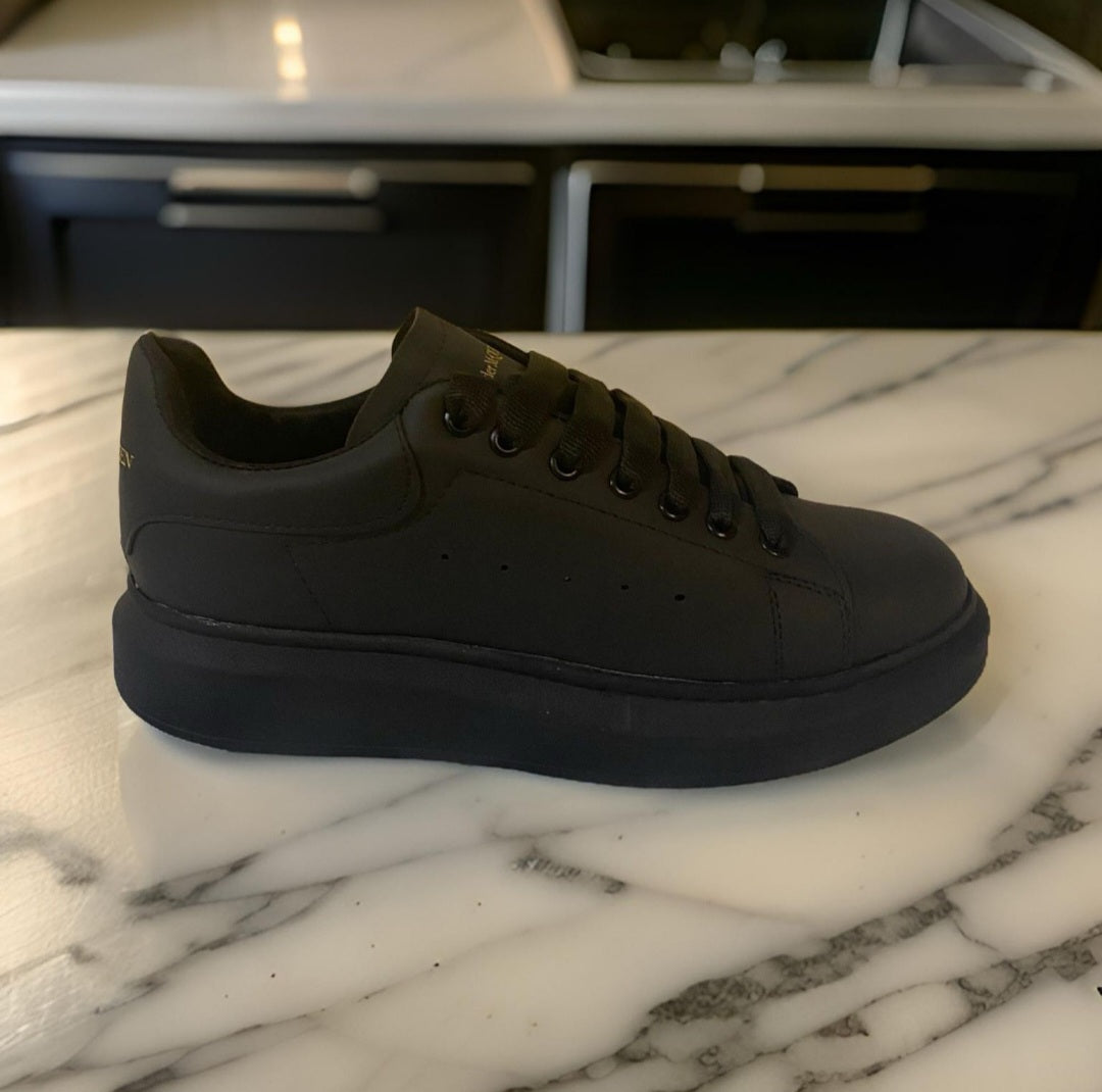 Adidași Alexander Mcqueen Black